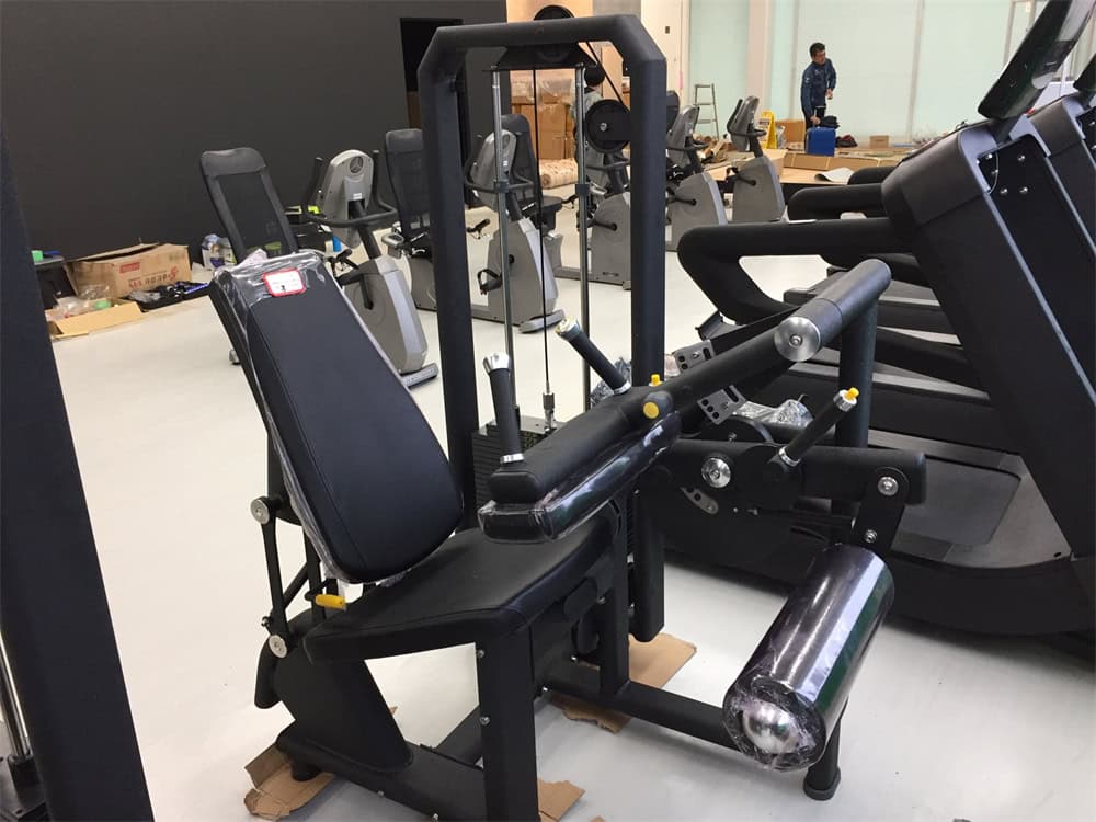 Gym members training with Shandong Tianzhan fitness equipment